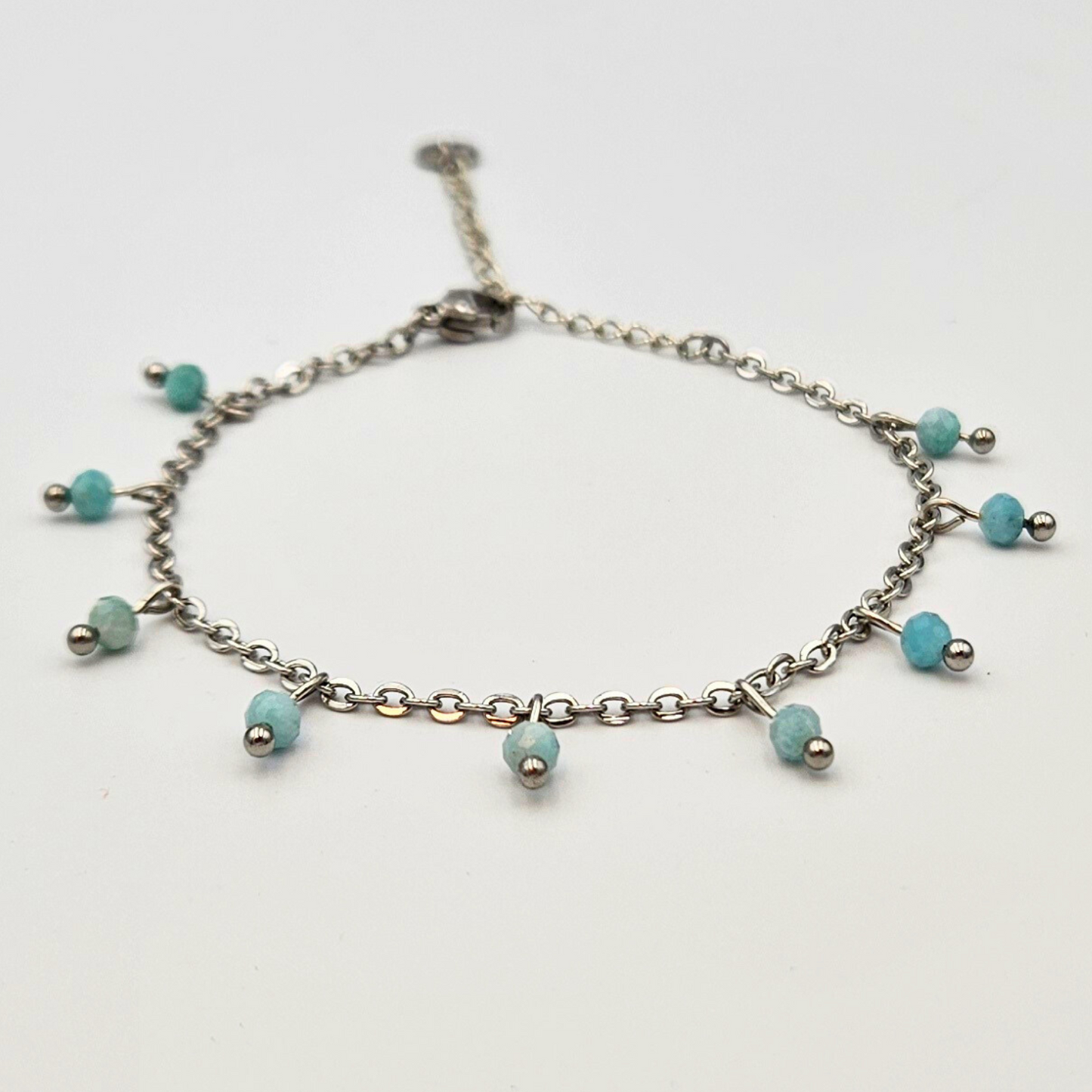 Armband gemaakt van stainless steel met facetgeslepen amazoniet edelsteentjes