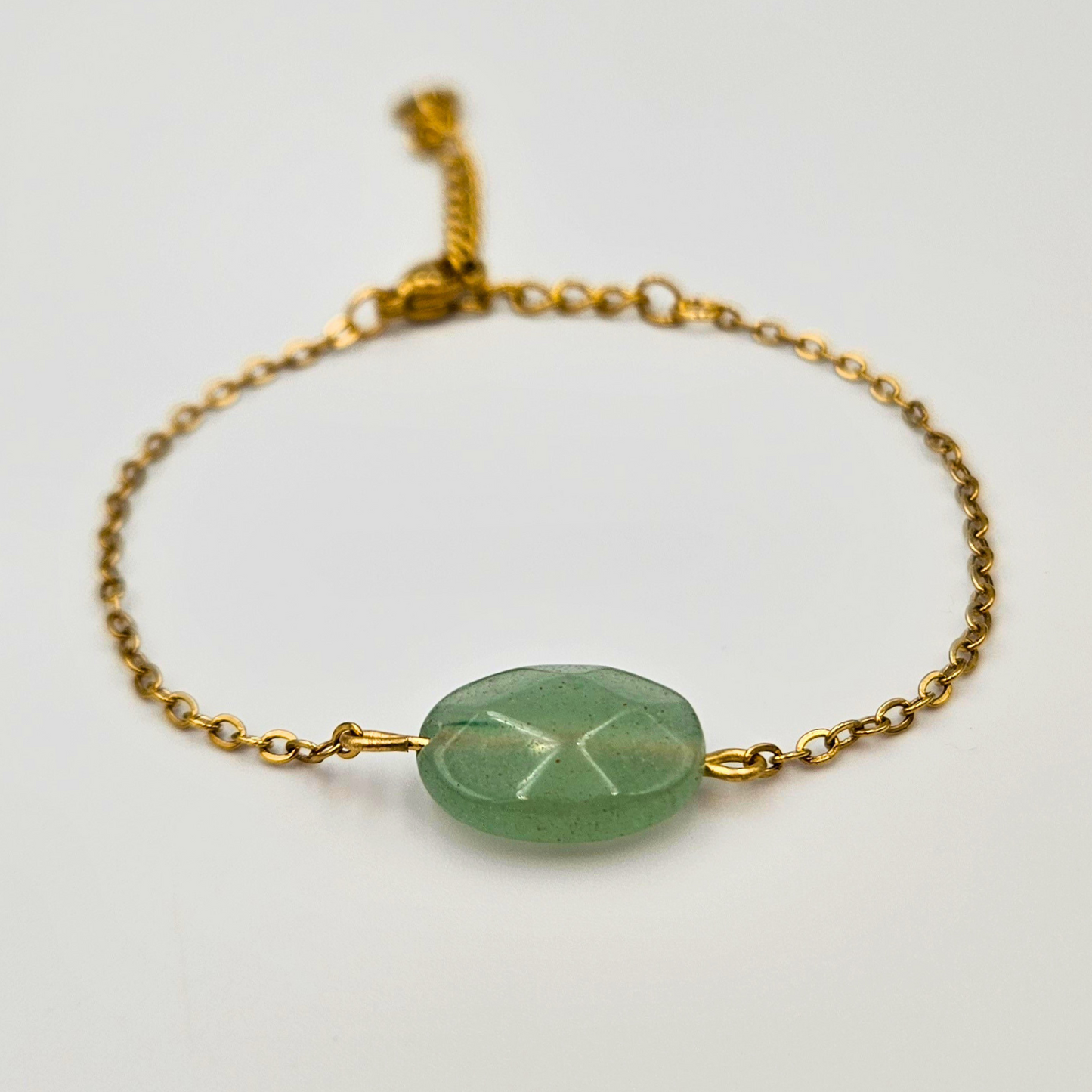 Armband van goldplated stainless steel met ovalen aventurijn