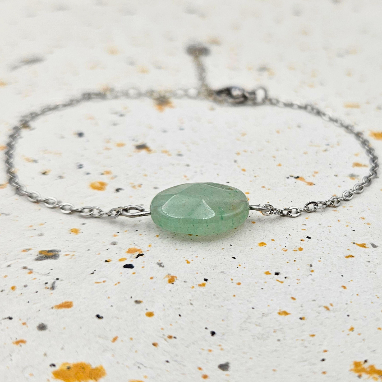 Armband gemaakt van stainless steel met ovalen aventurijn
