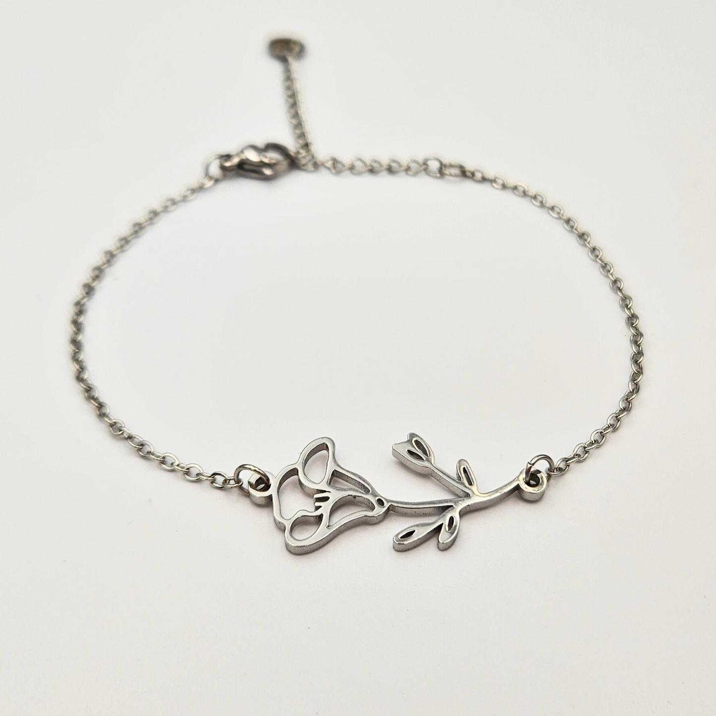 Armband gemaakt van stainless steel met geboortebloem van september: de dagbloem