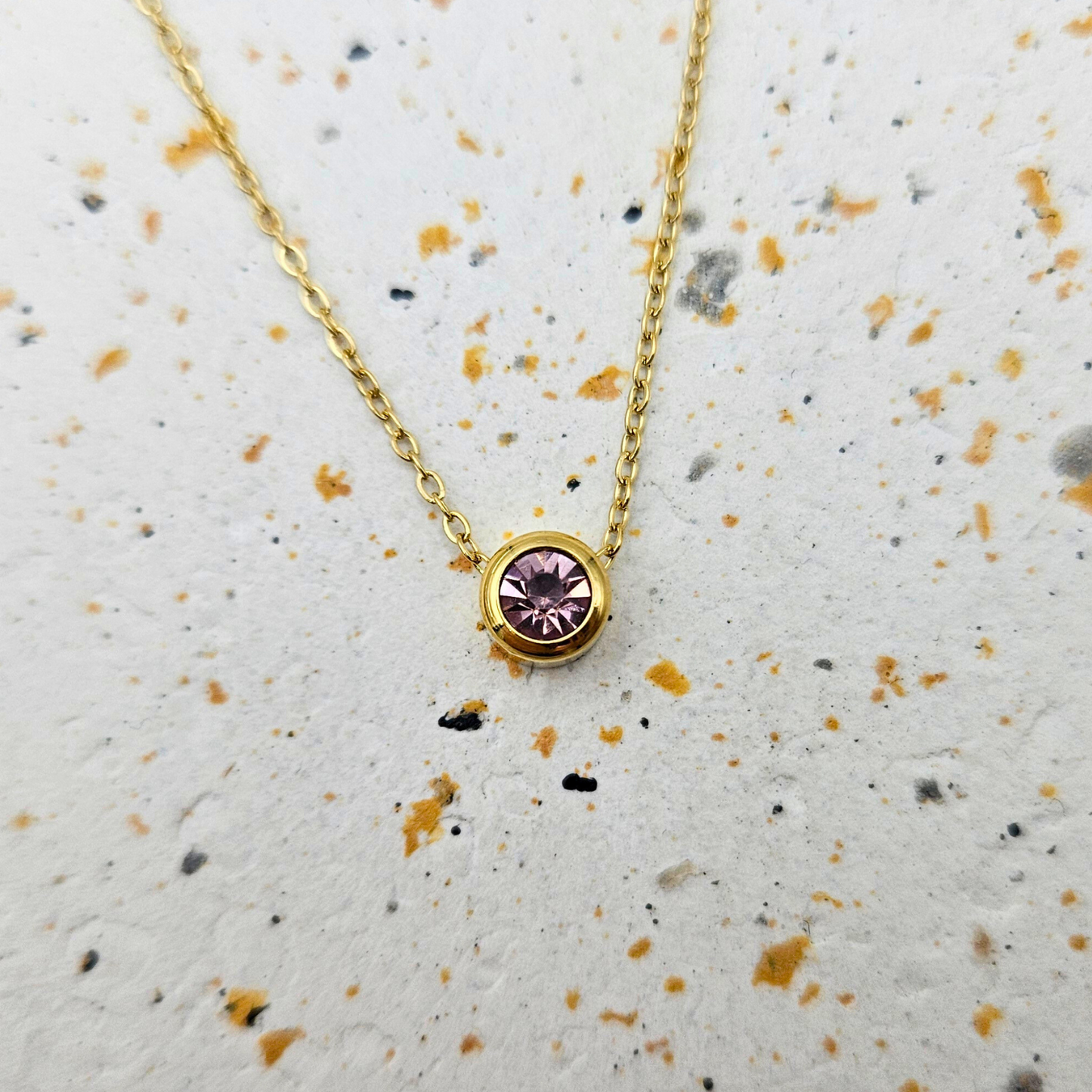Ketting van goldplated stainless steel met geboortesteen van oktober: toermalijn
