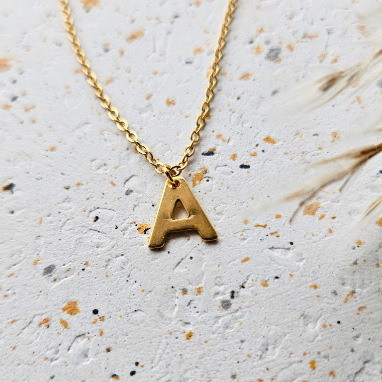 Ketting initiaal goud