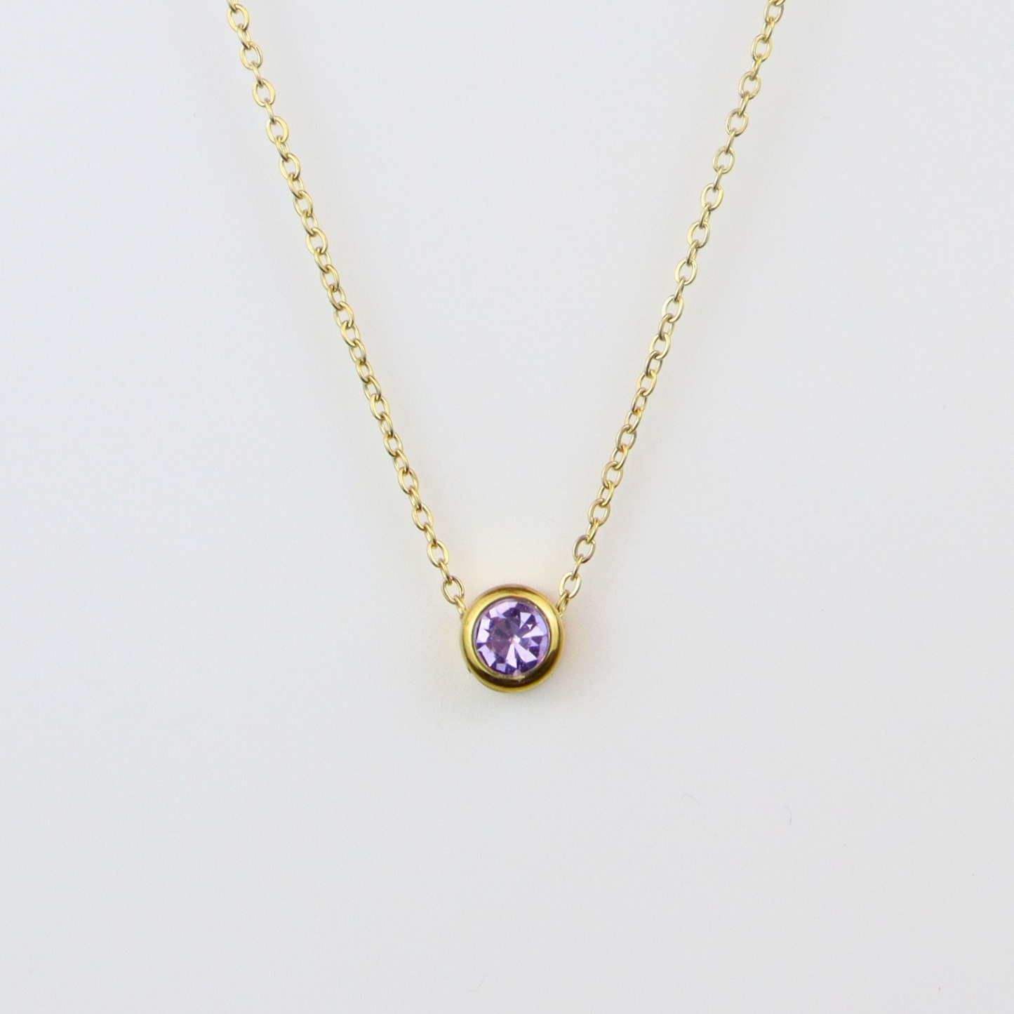 Ketting van goldplated stainless steel met geboortesteen van februari: lichte amethist