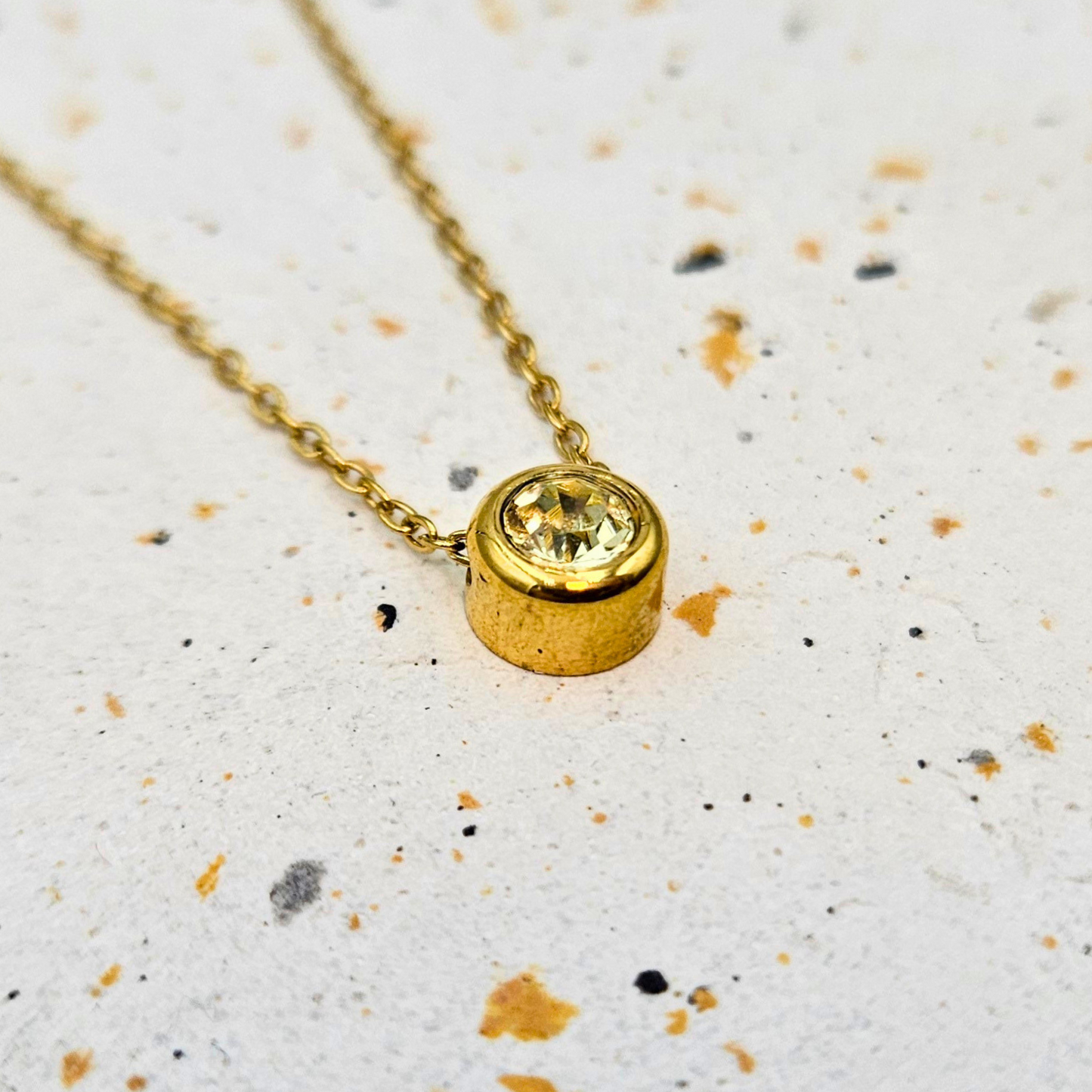 Ketting van goldplated stainless steel met geboortesteen van november: citrien