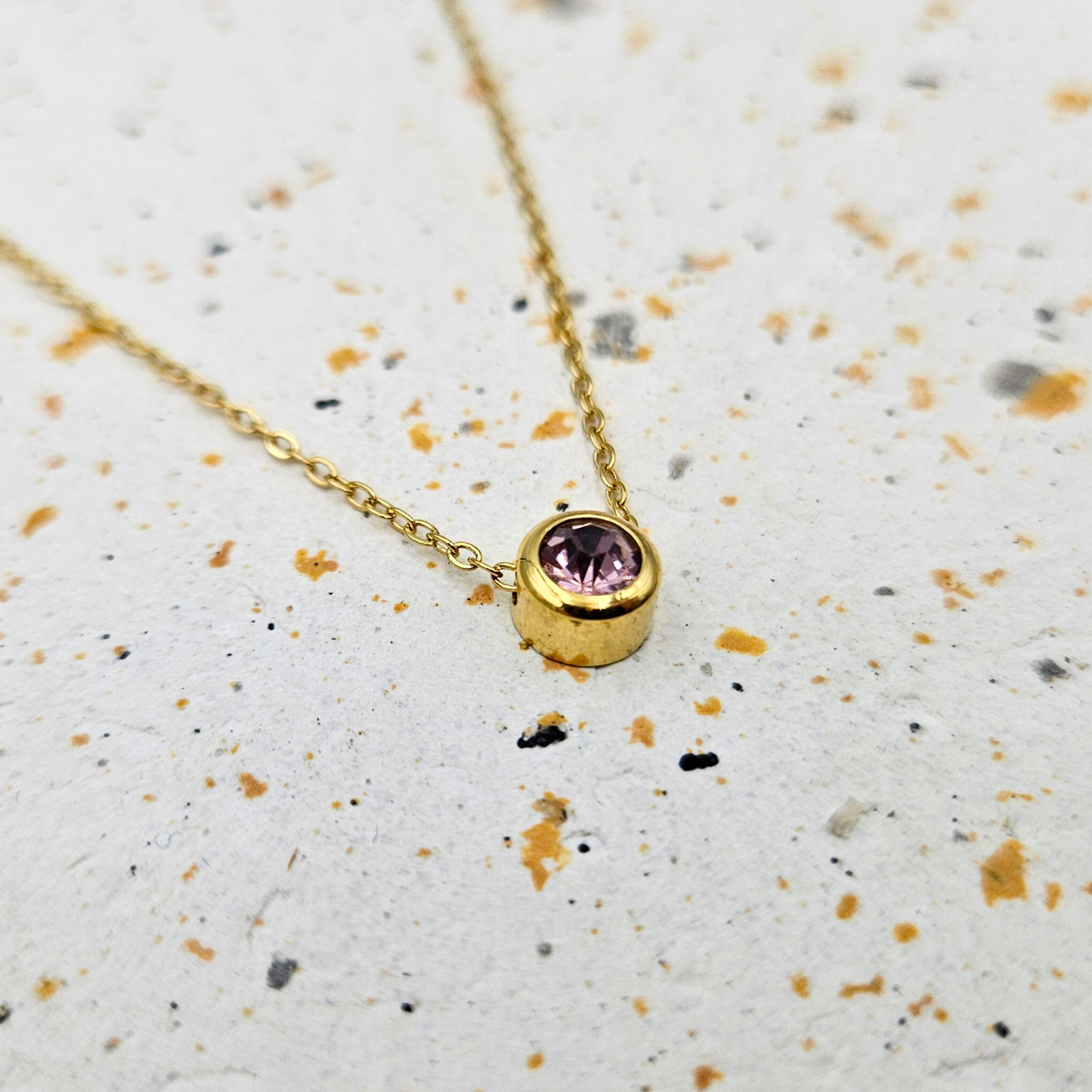 Ketting van goldplated stainless steel met geboortesteen van oktober: toermalijn