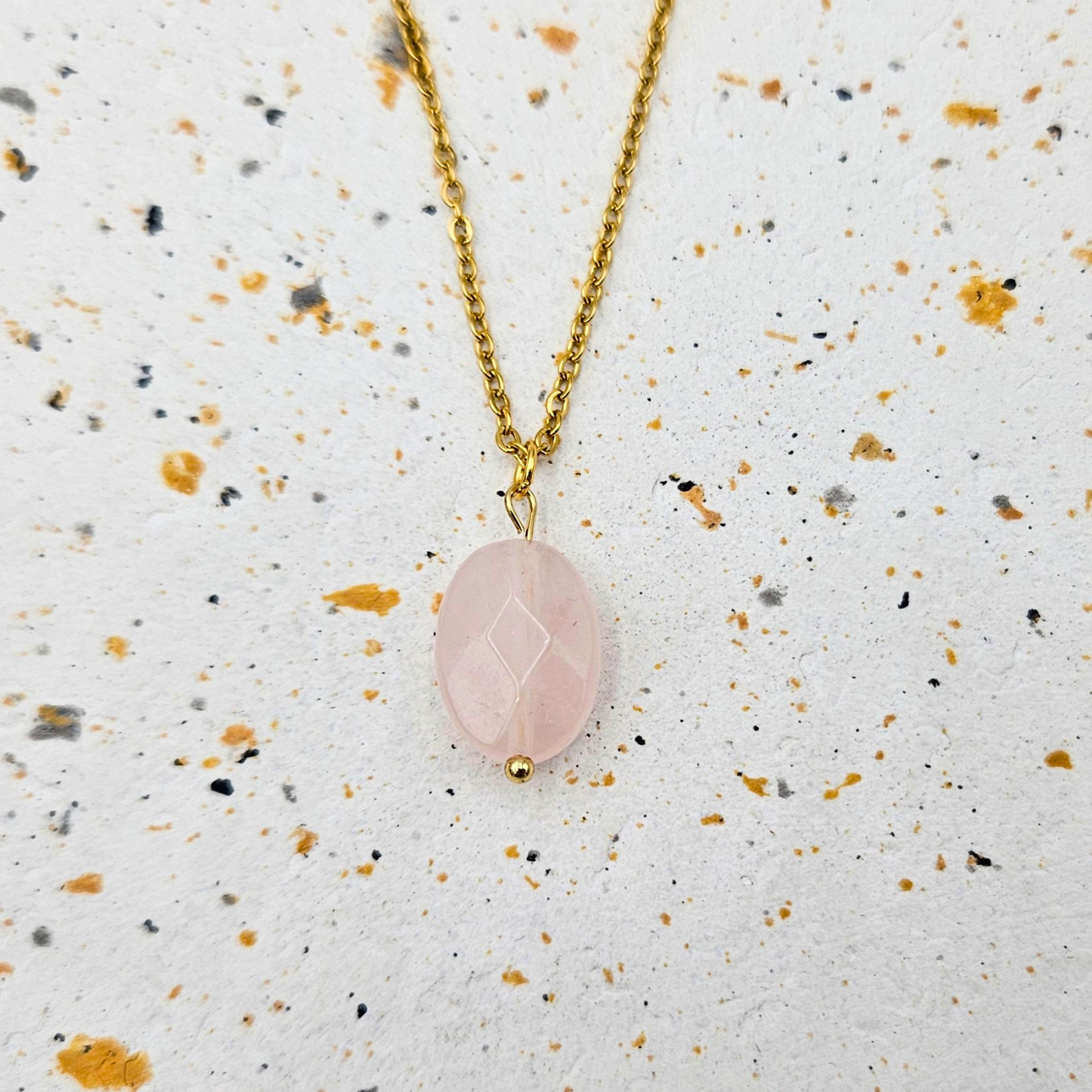Ketting rozenkwarts goud