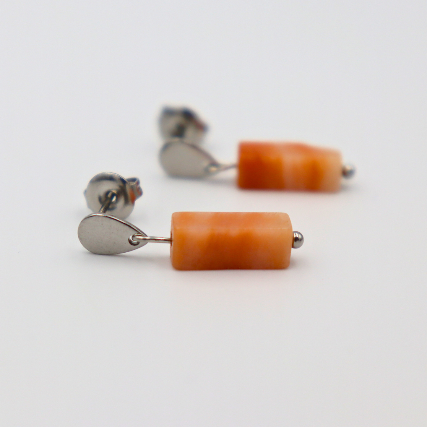 Oorbellen van zilverkleurig stainless steel met zonnesteen