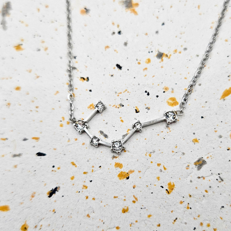 Ketting gemaakt van stainless steel met sterrenbeeld stier