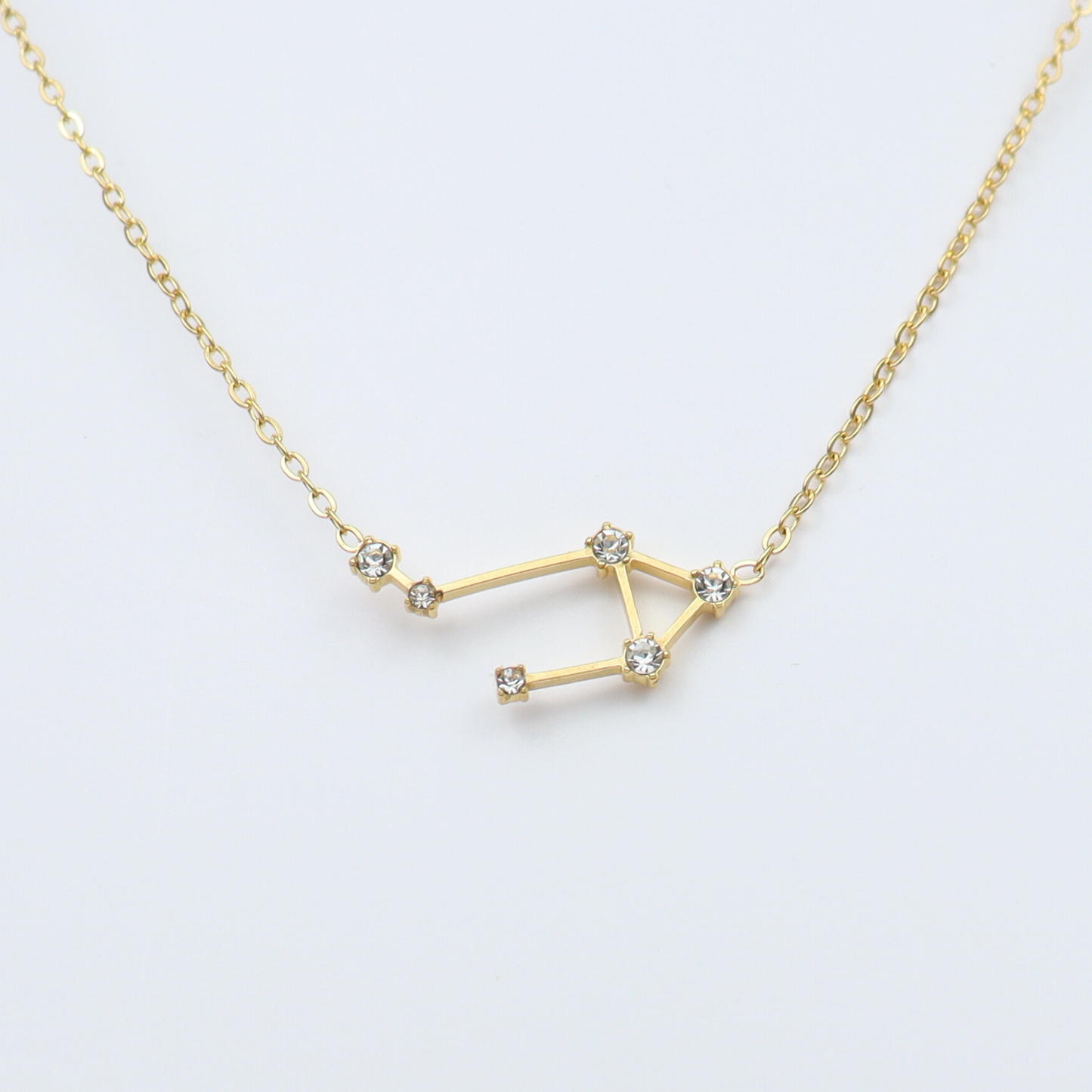 Ketting van goldplated stainless steel met sterrenbeeld weegschaal