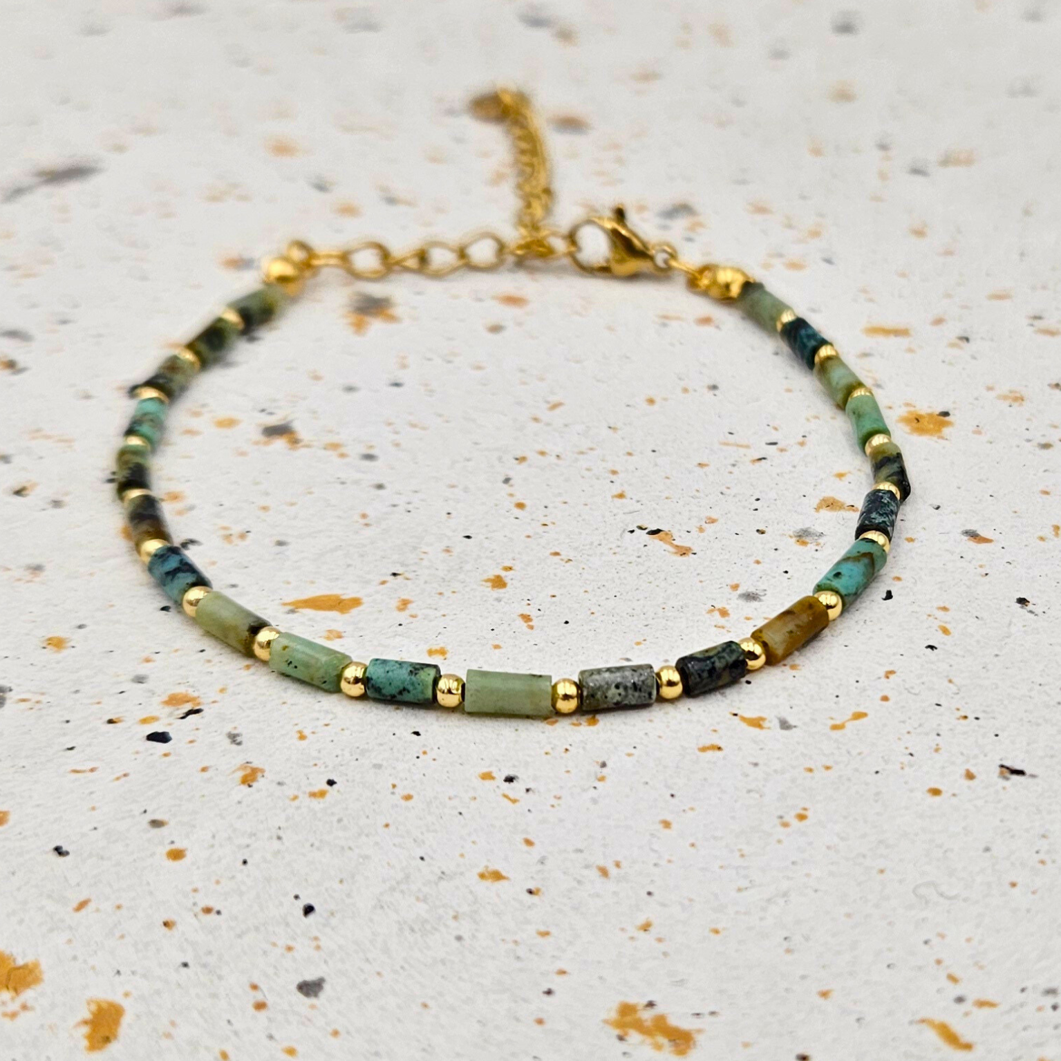 Armband van goldplated stainless steel en afrikaanse turkoois