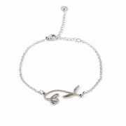 Armband gemaakt van stainless steel met geboortebloem van januari: het sneeuwklokje
