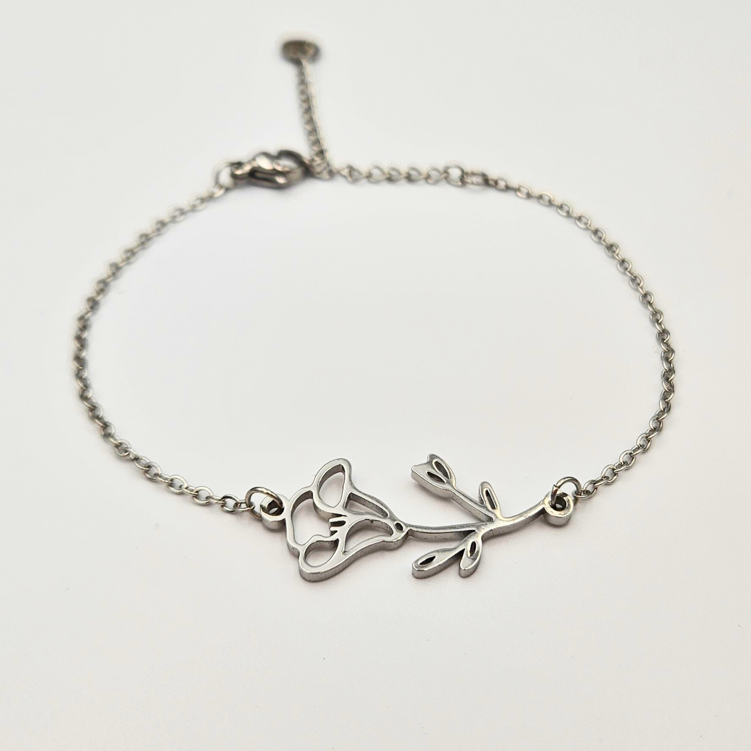 Armband gemaakt van stainless steel met geboortebloem van september: de dagbloem