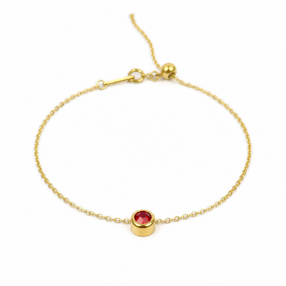 Armband van goldplated stainless steel met geboortesteen van januari: granaat