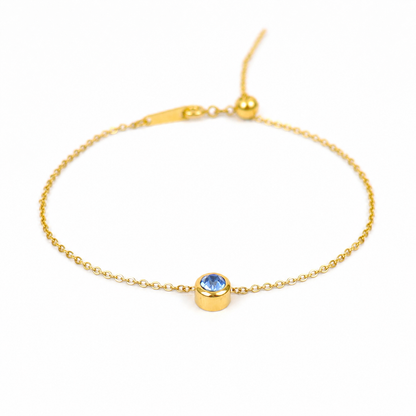 Armband van goldplated stainless steel met geboortesteen van maart: aquamarijn