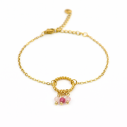 Armband van goldplated stainless steel met facetgeslepen aardbeienkwarts, toermalijn en rozenkwarts