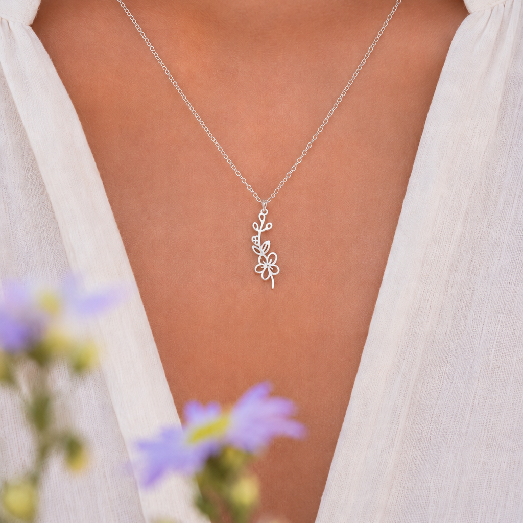 Geboortebloem ketting zilver
