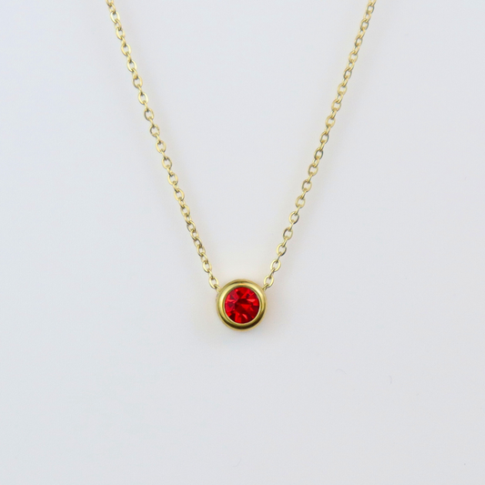 Ketting van goldplated stainless steel met geboortesteen van januari: granaat