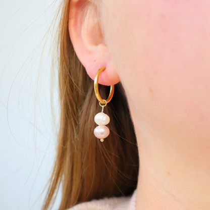 Earrings pearls gold