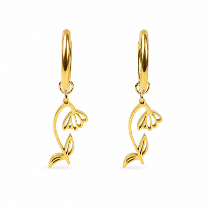Oorbellen van goldplated stainless steel met geboortebloem van januari: het sneeuwklokje