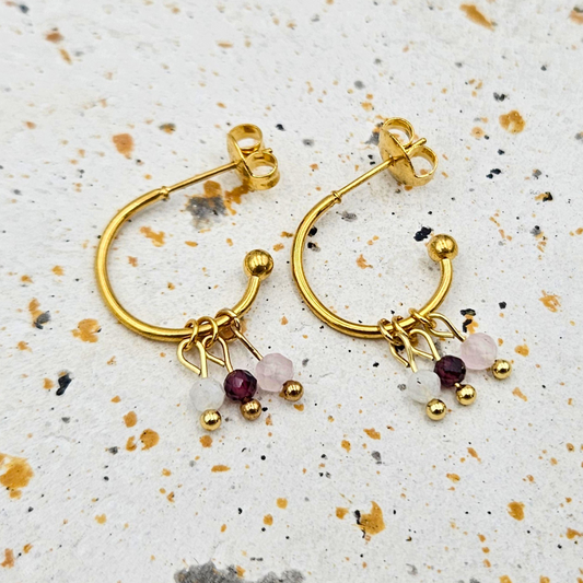Oorbellen van goldplated stainless steel met facetgeslepen rozenkwarts, maansteen en granaat