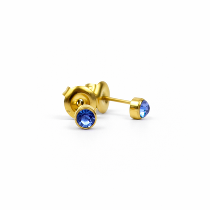 Oorbellen van goldplated stainless steel met geboortesteen van maart: aquamarijn