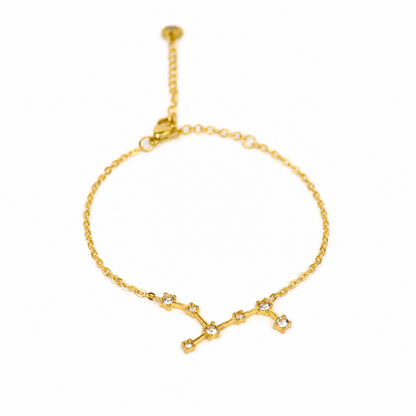 Armband van goldplated stainless steel met zirkonia steentjes in de vorm van het sterrenbeeld maagd