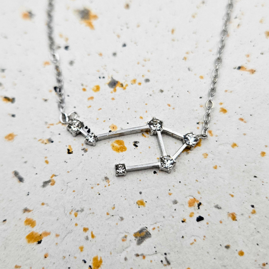 Ketting gemaakt van stainless steel met sterrenbeeld weegschaal
