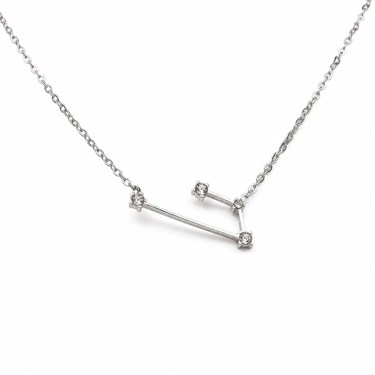 Ketting van stainless steel met zirkonia steentjes in de vorm van het sterrenbeeld ram